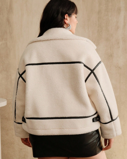 Abrigo con Detalles en Cuero Para Mujer