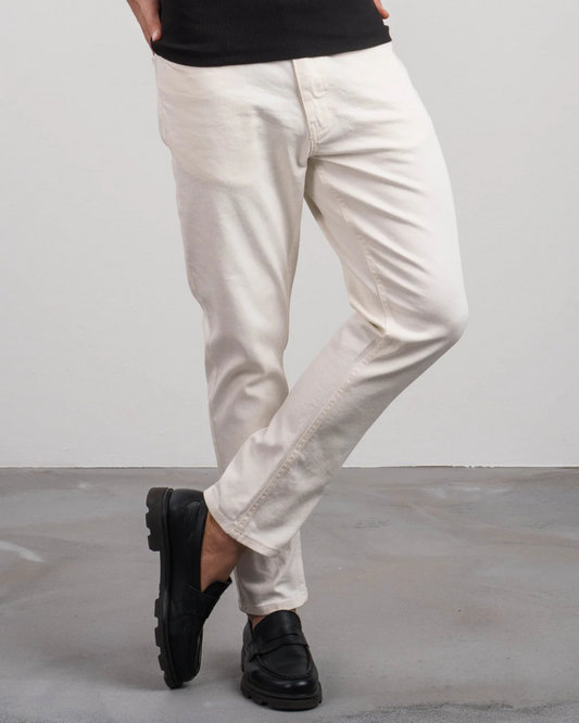 Pantalón de Corte Recto con Tejido Elástico para un Ajuste Cómodo y Elegante