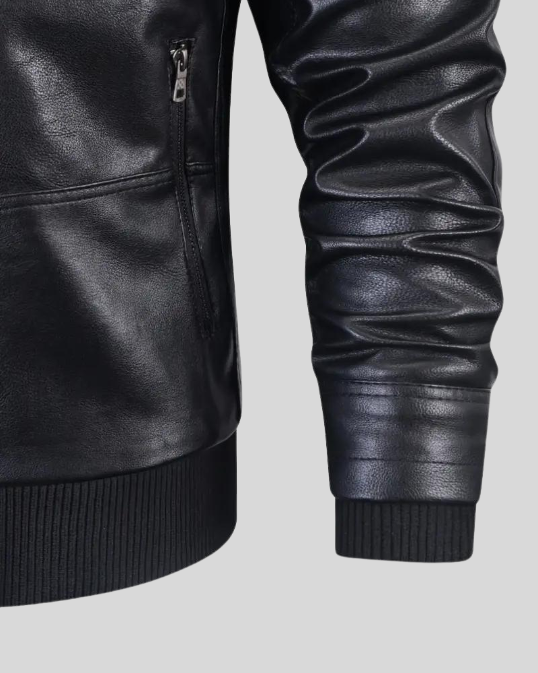 Chaqueta Rebel de Cuero con Capucha