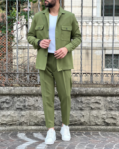 Conjunto de Chaqueta y Pantalón en Tonos Neutros para Hombre de Estilo Casual